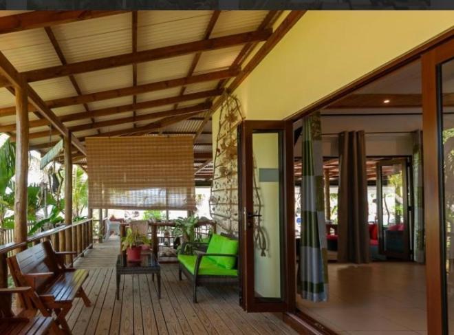Hyde-Tide Guesthouse ลาดิก ภายนอก รูปภาพ