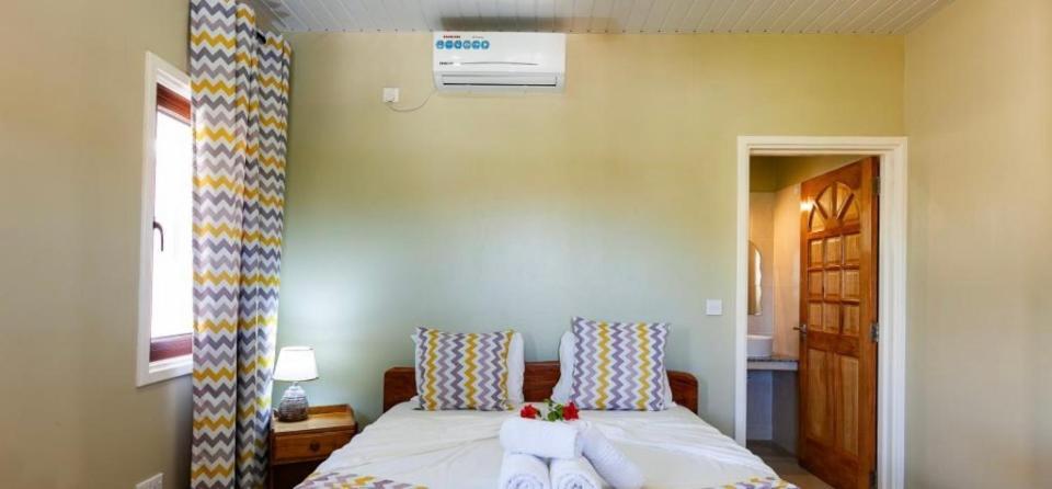 Hyde-Tide Guesthouse ลาดิก ภายนอก รูปภาพ
