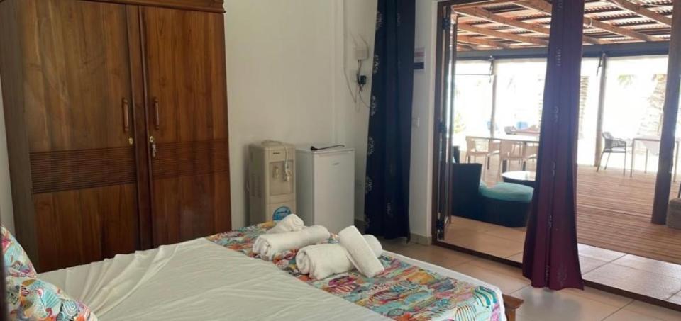 Hyde-Tide Guesthouse ลาดิก ภายนอก รูปภาพ